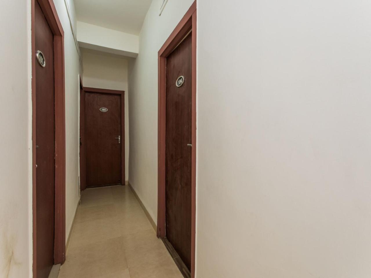 Oyo 14856 Resort Raghav Palace Indore Eksteriør bilde