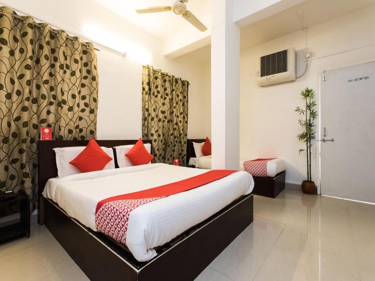 Oyo 14856 Resort Raghav Palace Indore Eksteriør bilde